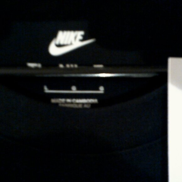 NEW NIKE SPORTSWEAR "VIbrant Box Logo Tee" MEN'S BLACK T-SHIRT LARGE FQ7995-010 - Picture 3 of 6